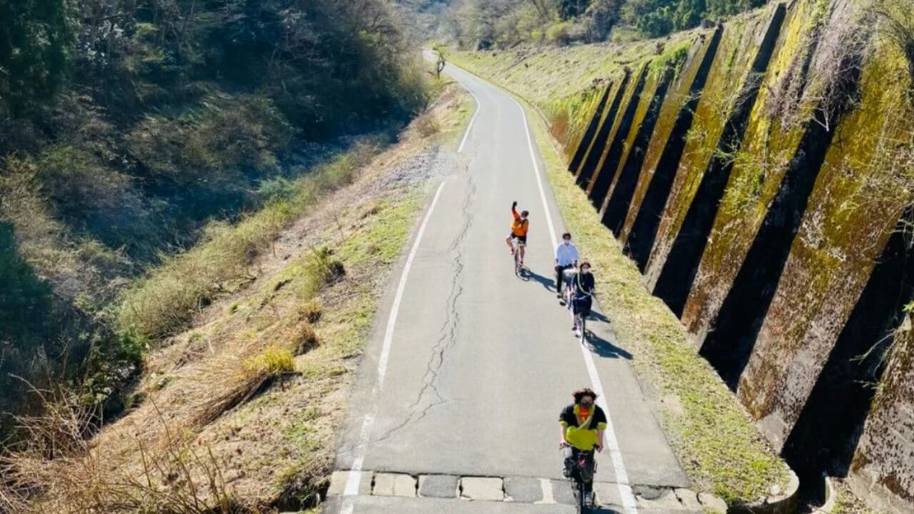 充分感受歷史悠久的舊鐵道遺跡和豐富多彩的大自然風光！～單車之旅～