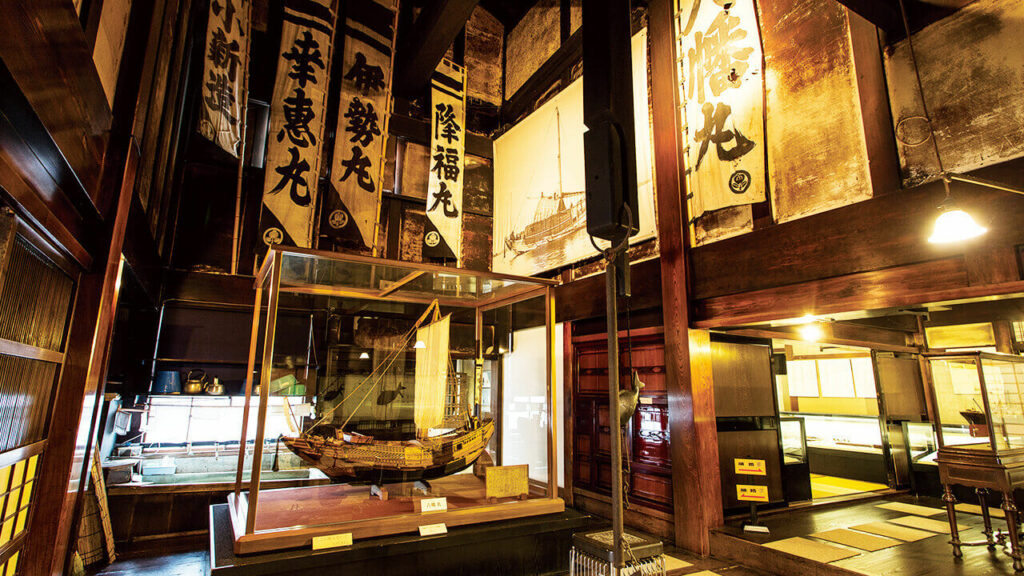 Go on a trip of nostalgia with a visit to two Japan Heritage sites