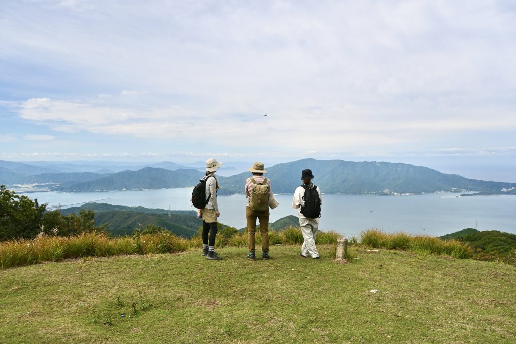 日本海の絶景が広がる！ 福井県南越前町の鉢伏山にトレッキングに行こう！